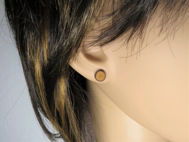 Holzohrstecker klein