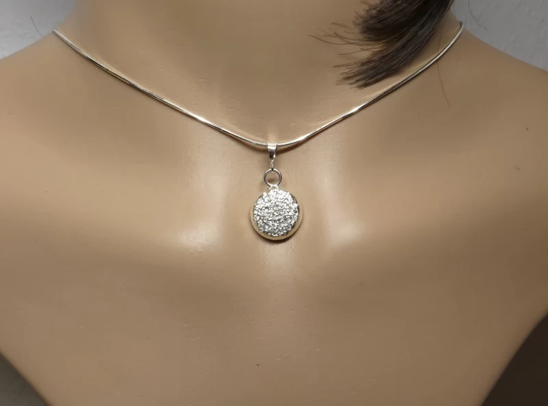 Kette mit Anhänger Silber gehämmert