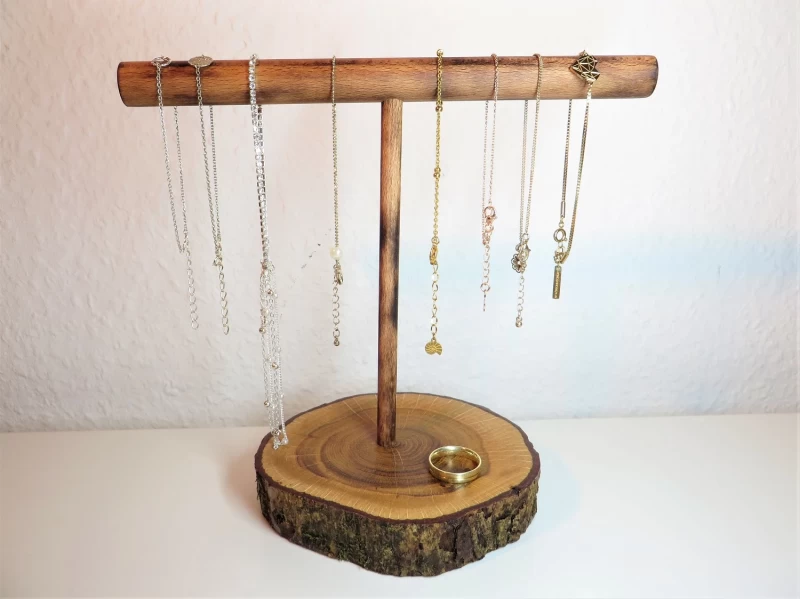Kettenständer Schmuck