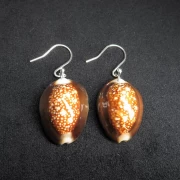 Ohrringe mit Muscheln