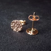 Ohrstecker rosegold gehämmert