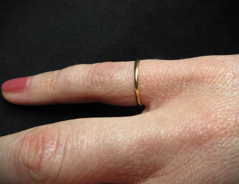 Schmaler Ring Gold